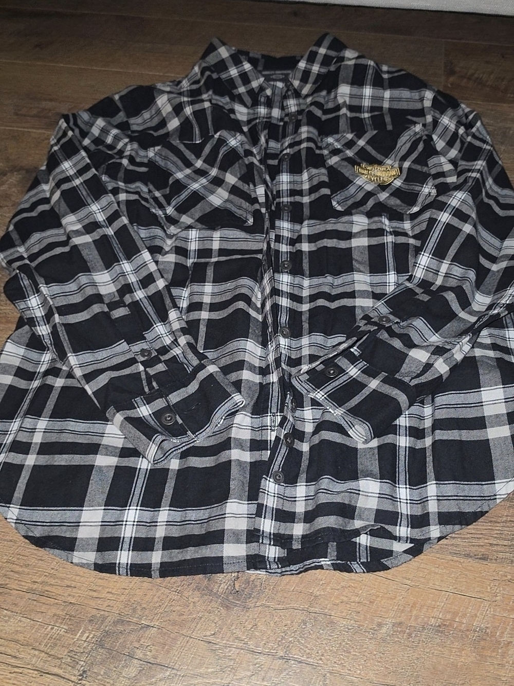 Womens Harley Davidson Black & Gray Plaid Button-Up Shirt
